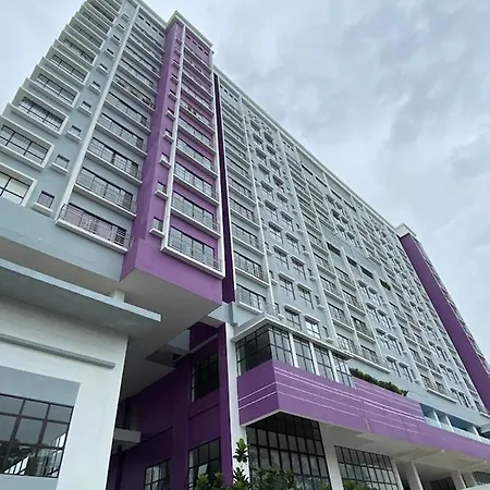 Thesevenbahrin Homestay Seri Kembangan Exterior photo